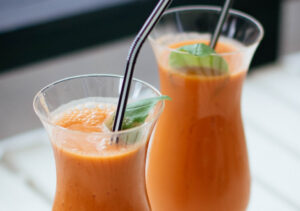carrot cake smoothies