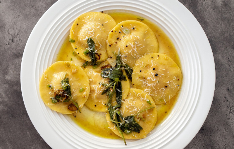 butternut-squash-ravioli-sauce
